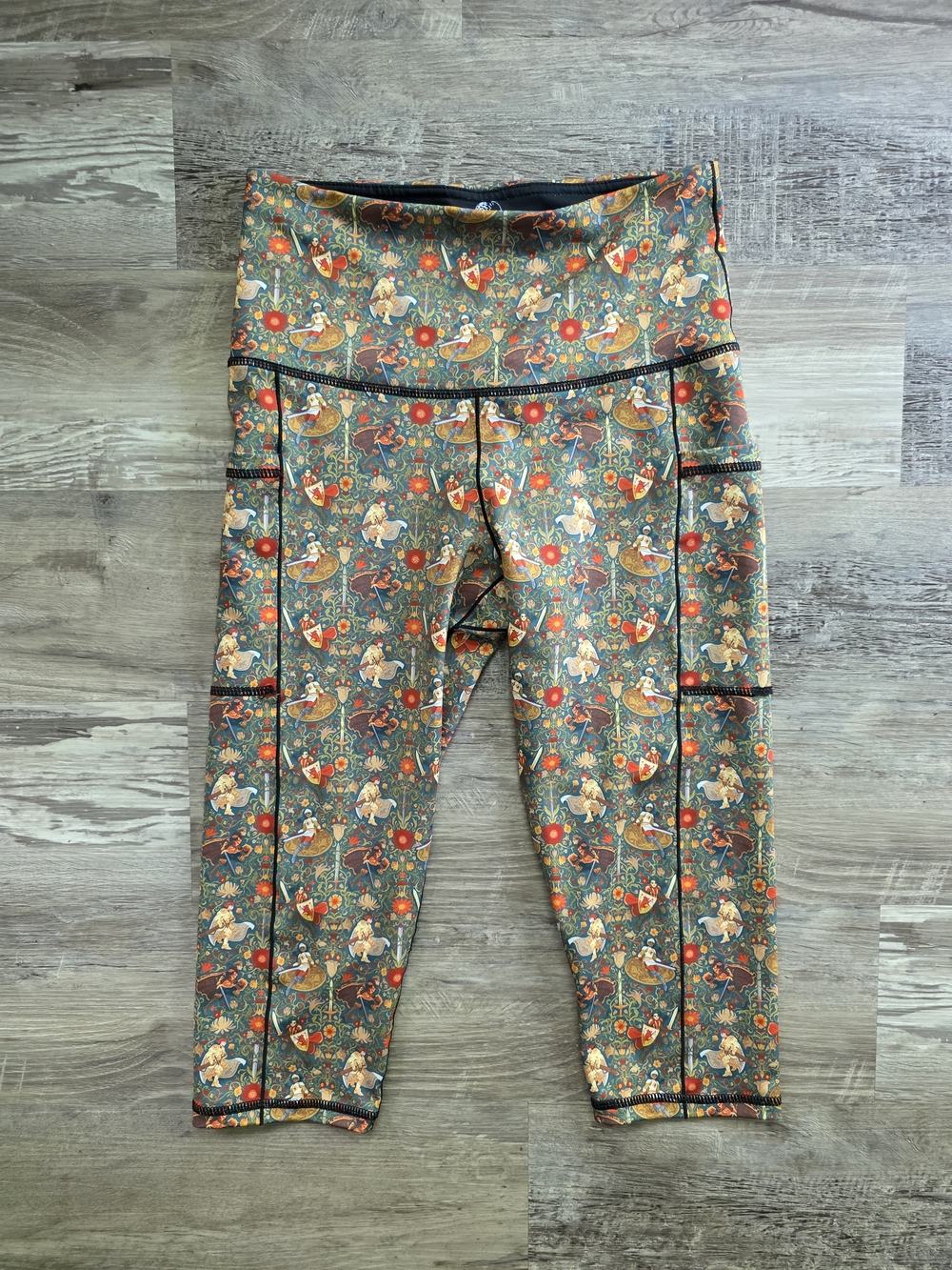 Lorica The Valiant Pocket Capri Leggings Size Small